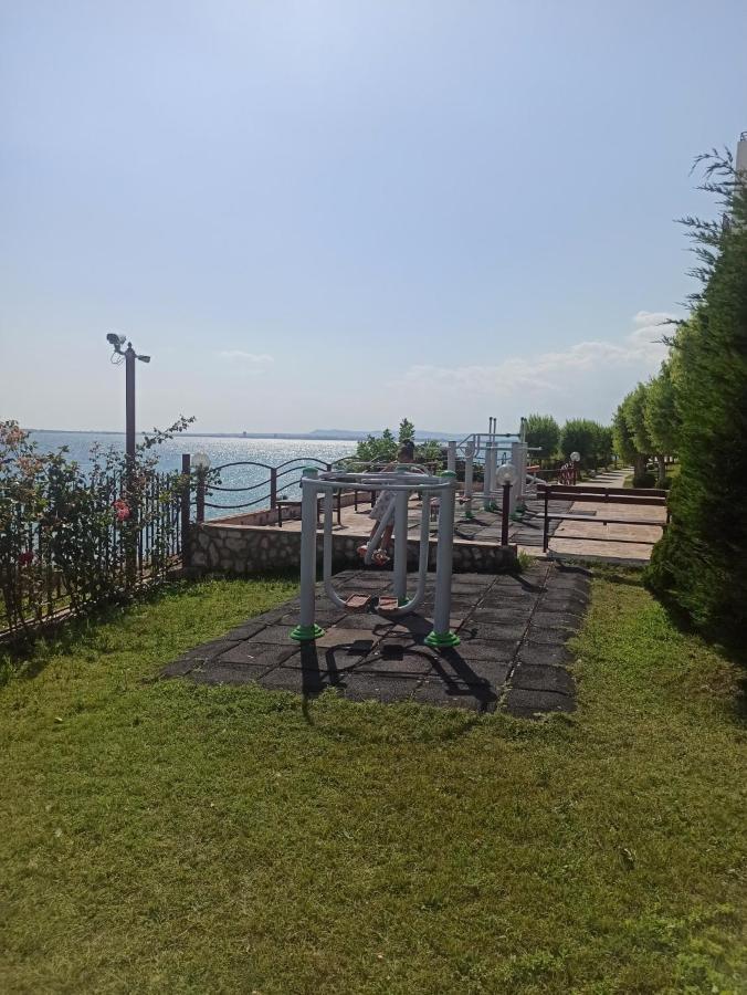 Частни Апартаменти За Гости - Панорама Бийч-Форд Нокс Sveti Vlas Exterior foto