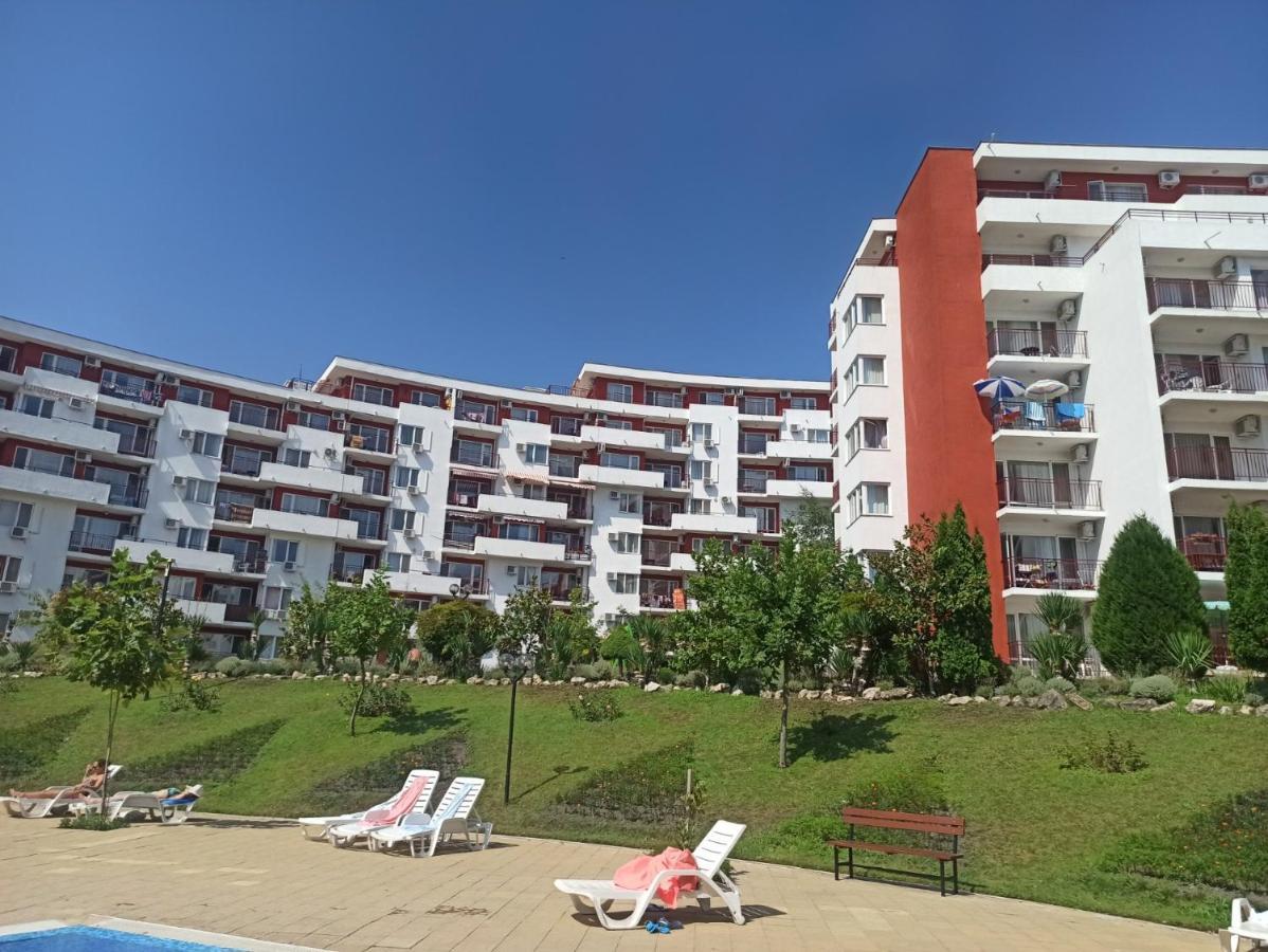 Частни Апартаменти За Гости - Панорама Бийч-Форд Нокс Sveti Vlas Exterior foto